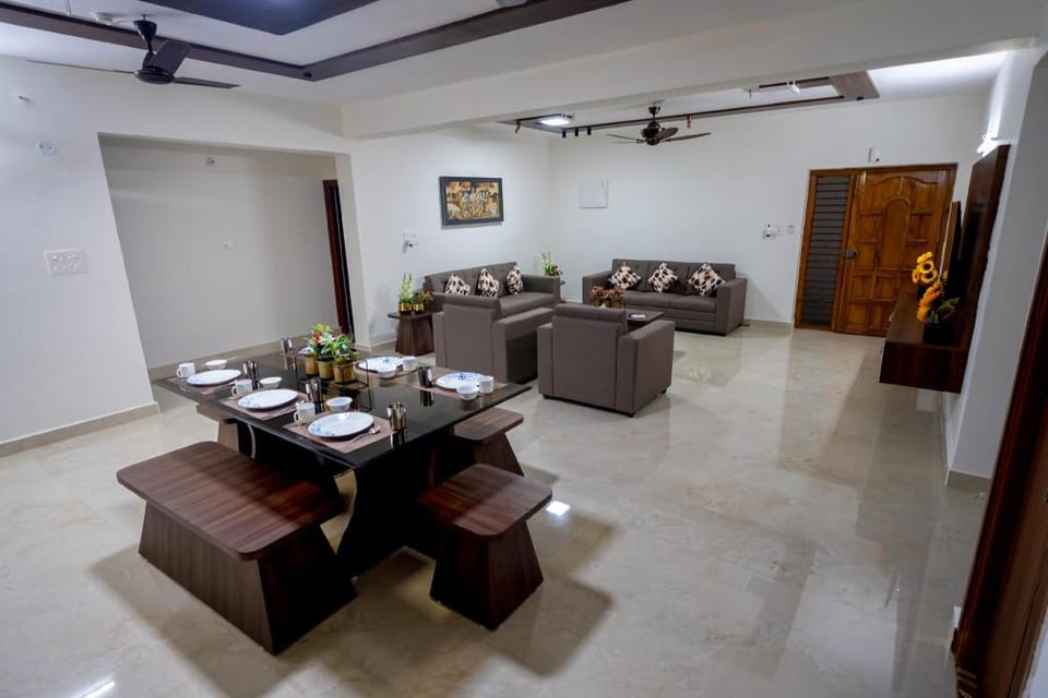 MAHAS Vrindavan by MAHAS Homestays-3 BHK Flats A/C Apartment in Tirupati