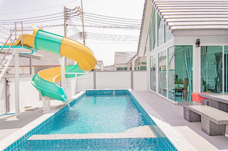 Madee Pool Villa Villa in Thailand