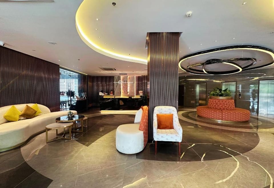Hayat Sky Towers Hotel in Cebu City