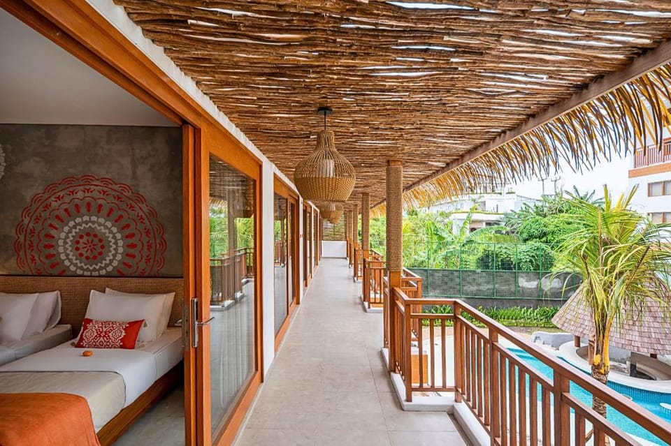 Bunk Bed 4 Single Beds Female Dormitory Room #YN10 Apartment in North Kuta