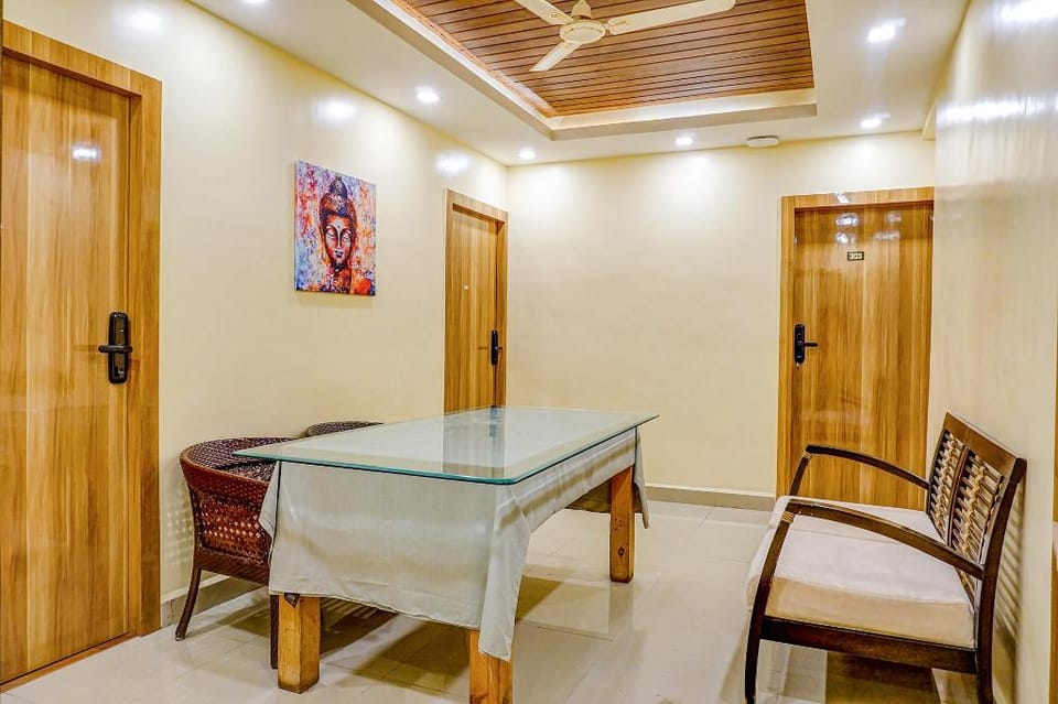 FabHotel Tan Square - Nr. Eon IT Park Hotel in Pune