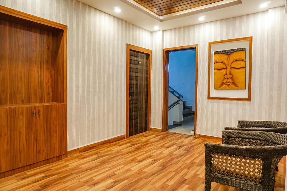 FabHotel Tan Square - Nr. Eon IT Park Hotel in Pune