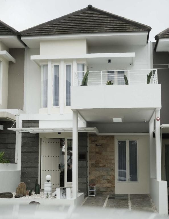 F4N Villa 3BR Mediterranean Villa (Only Family)  Villa in Batu