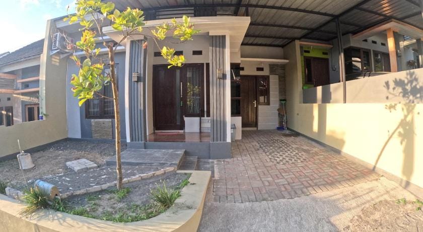 BMR B10 Homestay Jogja Vacation rental in Special Region of Yogyakarta