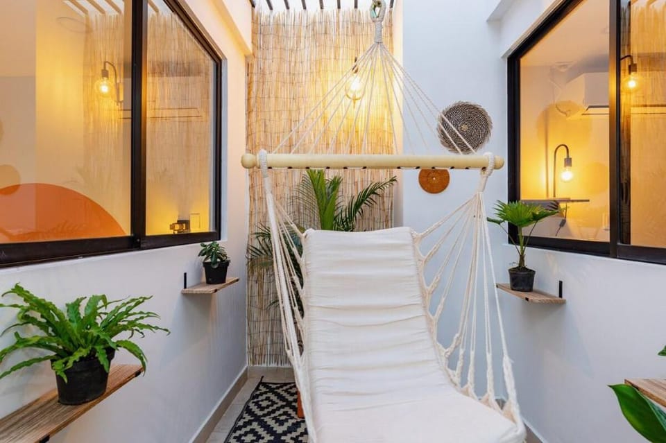 Beautiful Apt Laureles-Estadio, pet friendly, A/C Apartment in Medellin