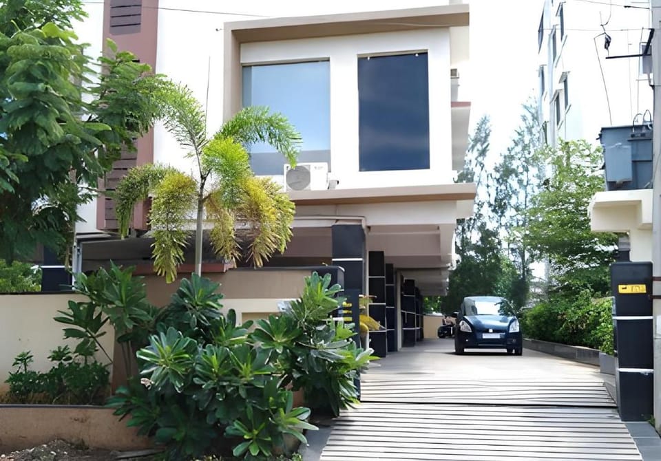 The Butterfly Luxury Serviced Apartments Ramachandra Vijayawada Hotel in Vijayawada