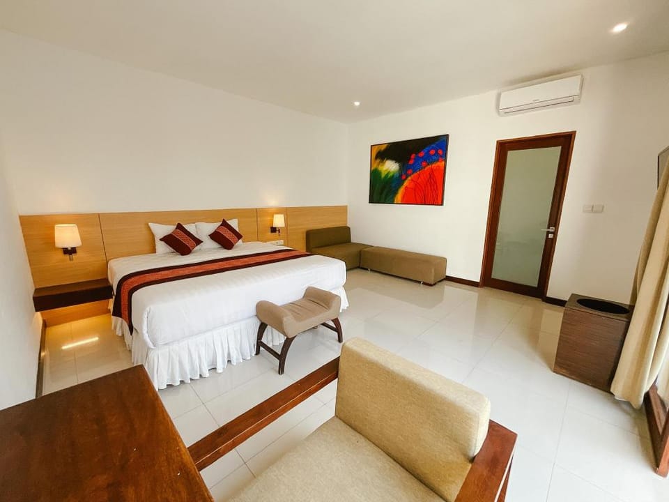 Villa  Lucia 3BR strategis & nyaman di Umalas Villa in North Kuta