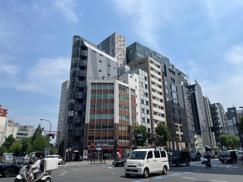4private rooms. Higashi-Shinjuku station 2 minutes Apartment in Shinjuku