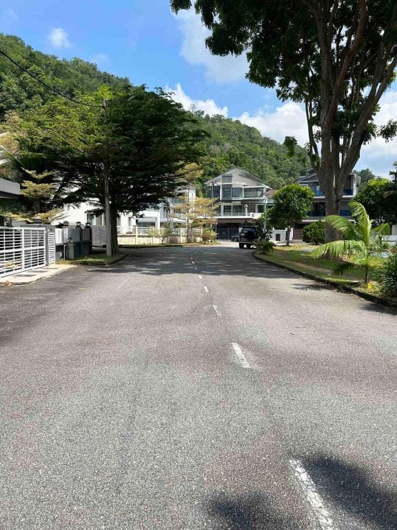 NEW!Naiz Crib 4 king bed @Kepayang Heights Vacation rental in Negeri Sembilan, Malaysia