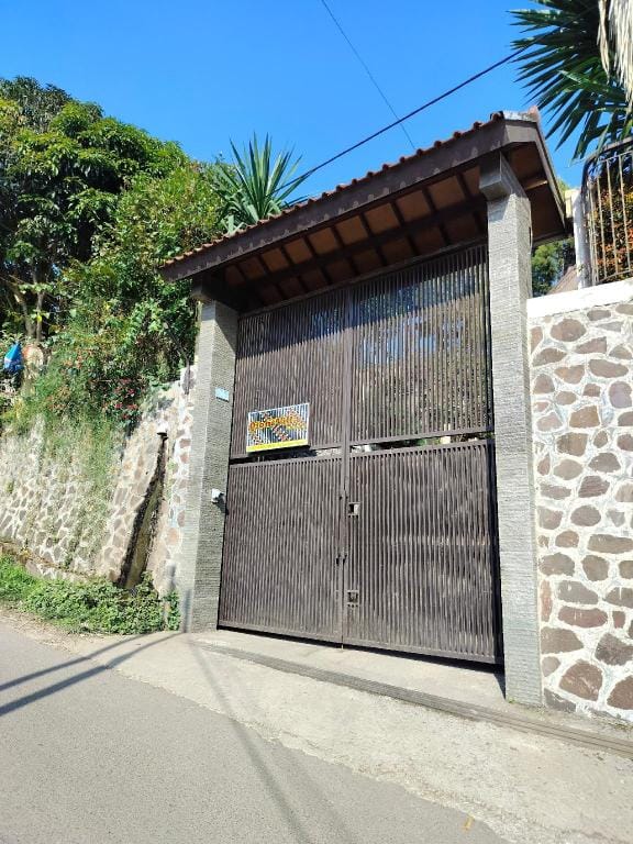 Qions Villa Resort Lembang Hotel in Lembang