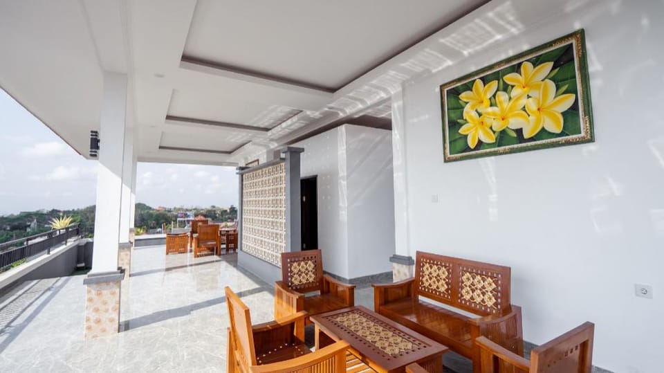 RedDoorz @ Uluwatu Suites Hotel in Bali
