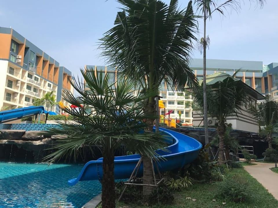 Jomtien Beach apartments Laguna Beach Resort 2 Apartment in Pattaya City