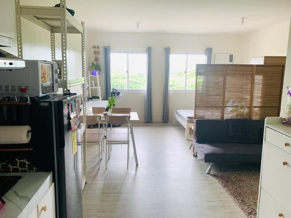 Simple, Cozy Studio Condo in Nuvali, Calamba Apartment in Calamba