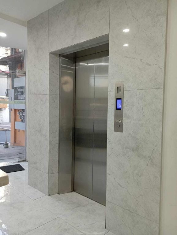 St. Marvin Studio M301 Apartment in Mandaluyong