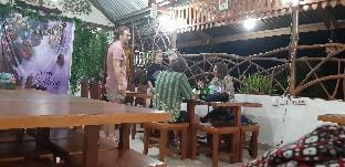Laggaita Beach Homestay & Tourist Culinary Center Vacation rental in West Sumatra, Indonesia