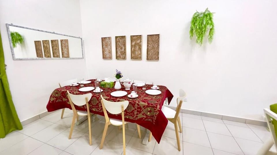De Qasturee KLIA@Kota Warisan,home next to airport Vacation rental in Selangor, Malaysia