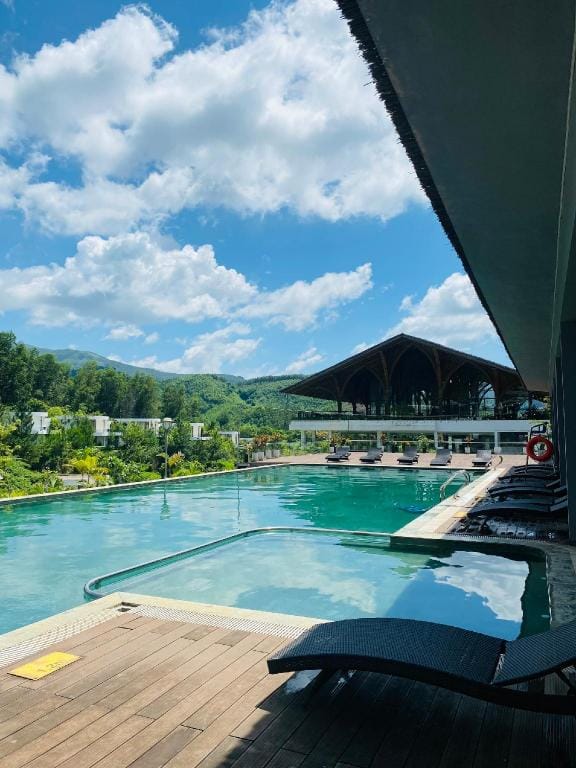Ivory Villas & Resort - View hồ Vacation rental in Laos