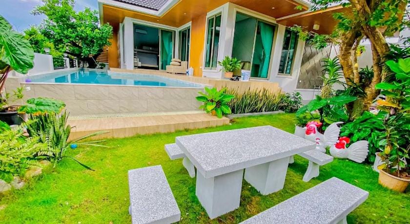 In Town Pool Villa Krabi Villa in Krabi Changwat