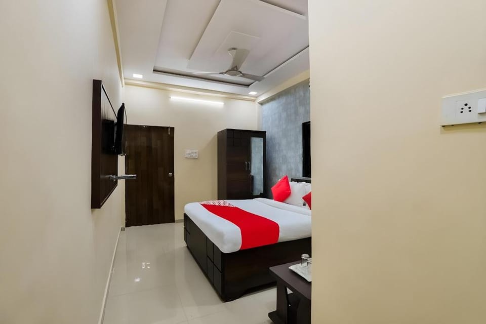 hotel sunrise Hotel in Ahmedabad