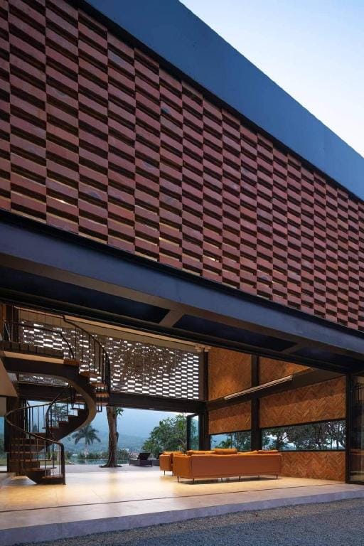 HILL VILLA  Villa in Laos