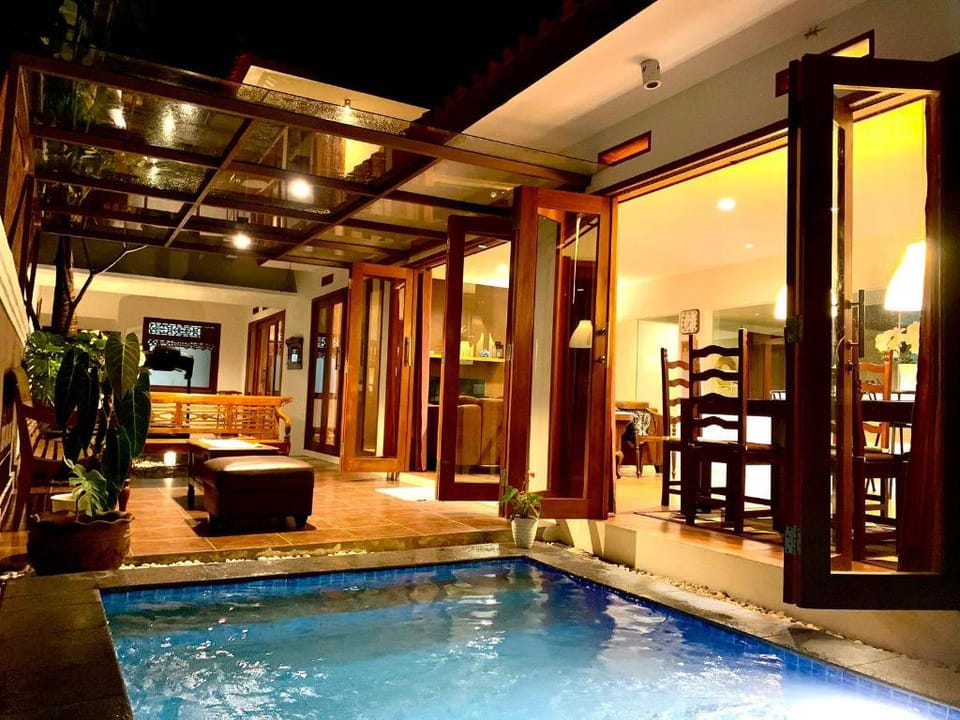 Villa andre Villa in Cisarua