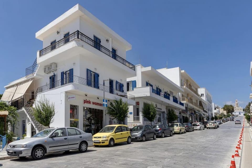 Summer Grace , Tinos Apartment in Decentralized Administration of the Aegean