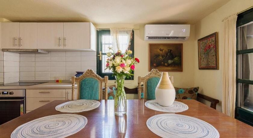 Zaros Philoksenia-Maera- Apartment in Crete