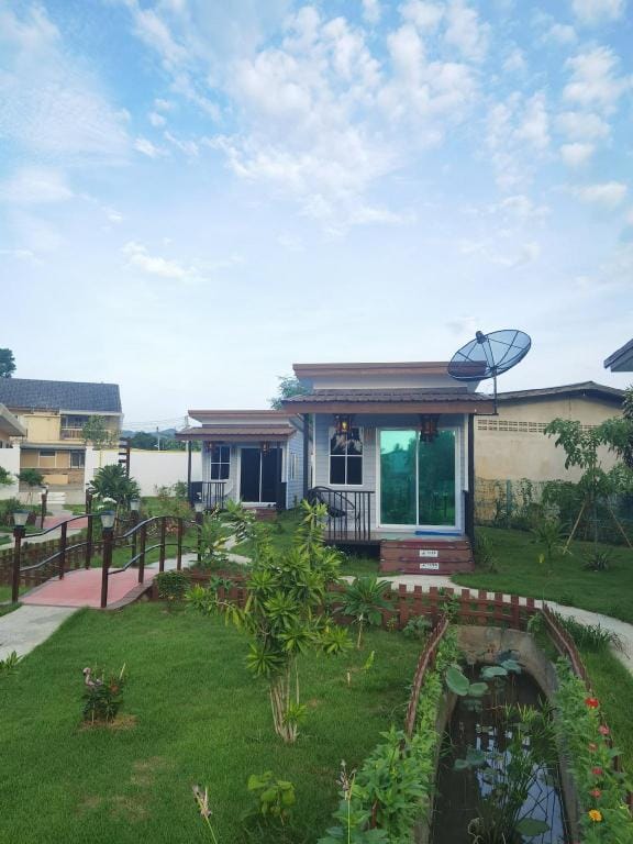 Love in Kan Bamboo（竹）ไม้ไผ่ 双床间-露台园景房 Vacation rental in Thailand