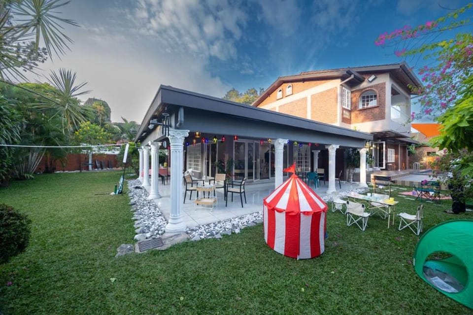 Villa 23 - 4B/4B/PrivatePool/BBQ Vacation rental in Petaling Jaya