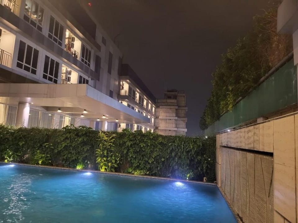 triss room by luxurious crib near chinatown Apartment in Jakarta