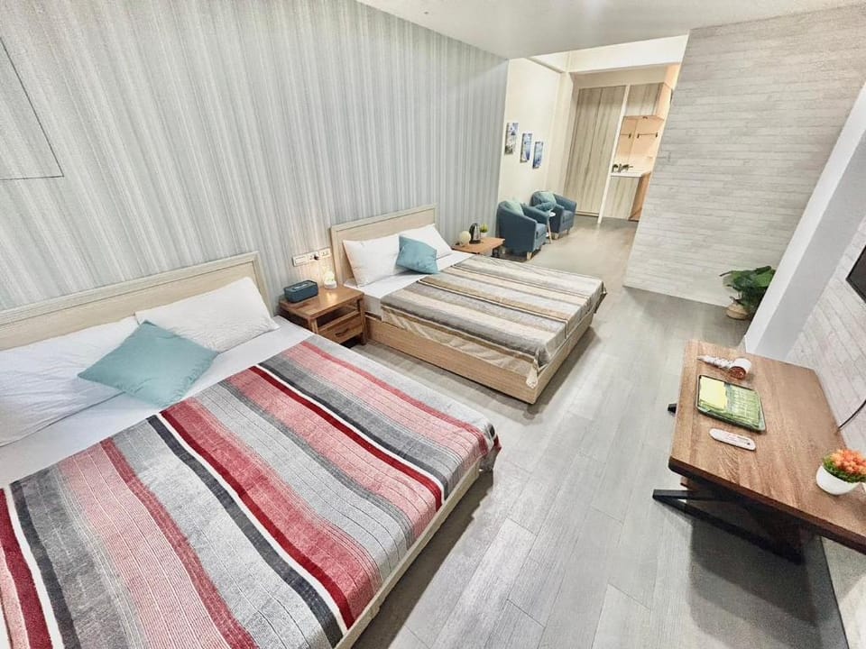 Kunming 2F Apartment in Taipei City