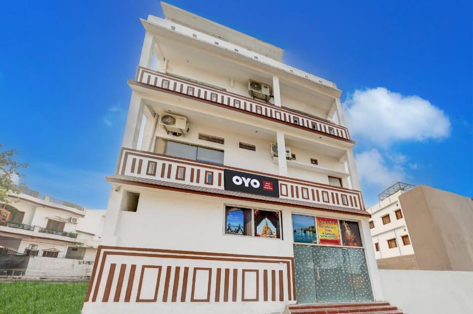 Hotel O Saanvi Residency Inn a Ganga View Hotel in Varanasi