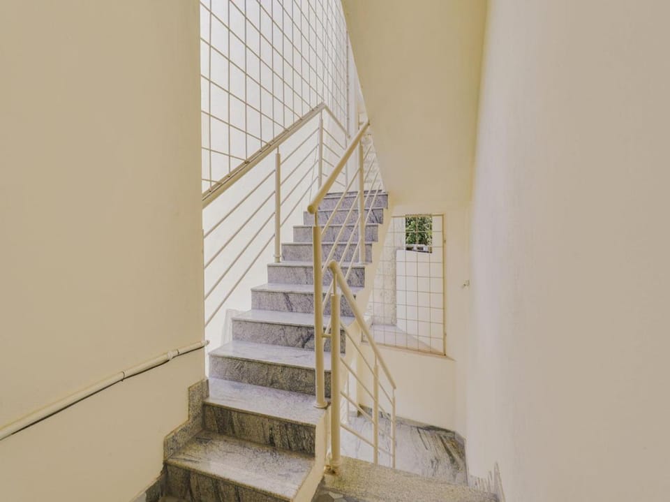Hotel O SGR Residency Hotel in Bengaluru