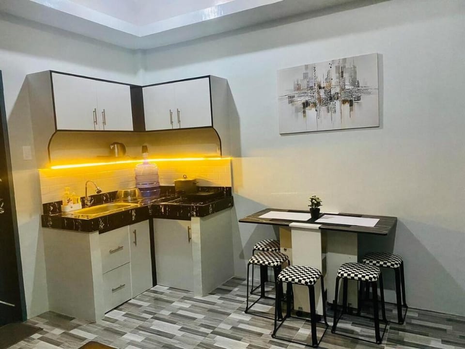 Amplayo Apartelle (2-BR Unit) Apartment in Cagayan de Oro