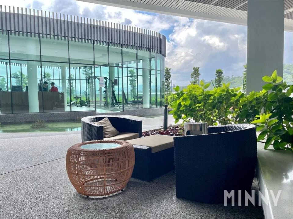Parkland Batu 11 near MRT 5-6PAX Free Parking Vacation rental in Negeri Sembilan, Malaysia