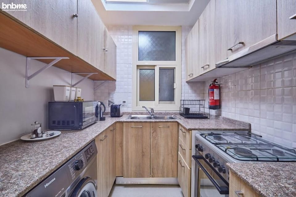bnbmehomes | Cosy Apt with Modern Amenities-109 Apartment in Dubai