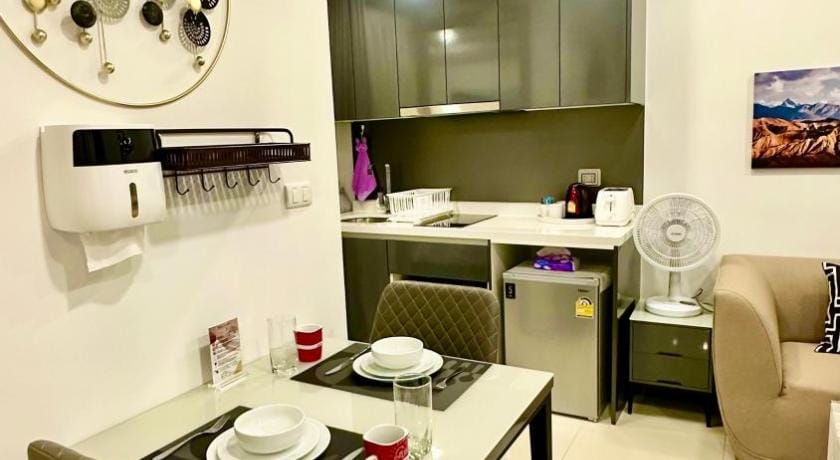 Arcadia Condo| Pool access-C | Gym-Sauna | FastNET Apartment in Pattaya City