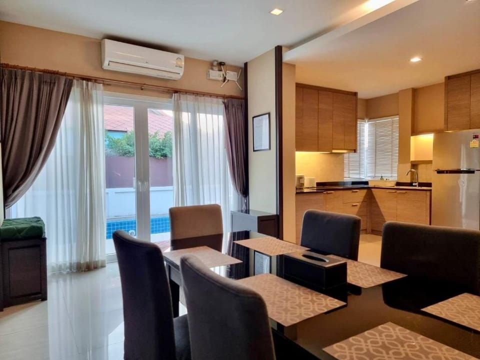 DV-1570 Villa in Pattaya City