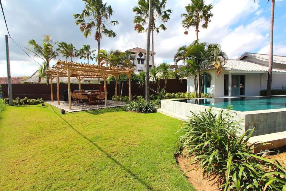 Villa Allegria Canggu 6BR  Near Beach & Finns Vacation rental in North Kuta