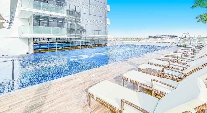 bnbmehomes Damac Hills Studio w/ City View-2504 Apartment in Dubai