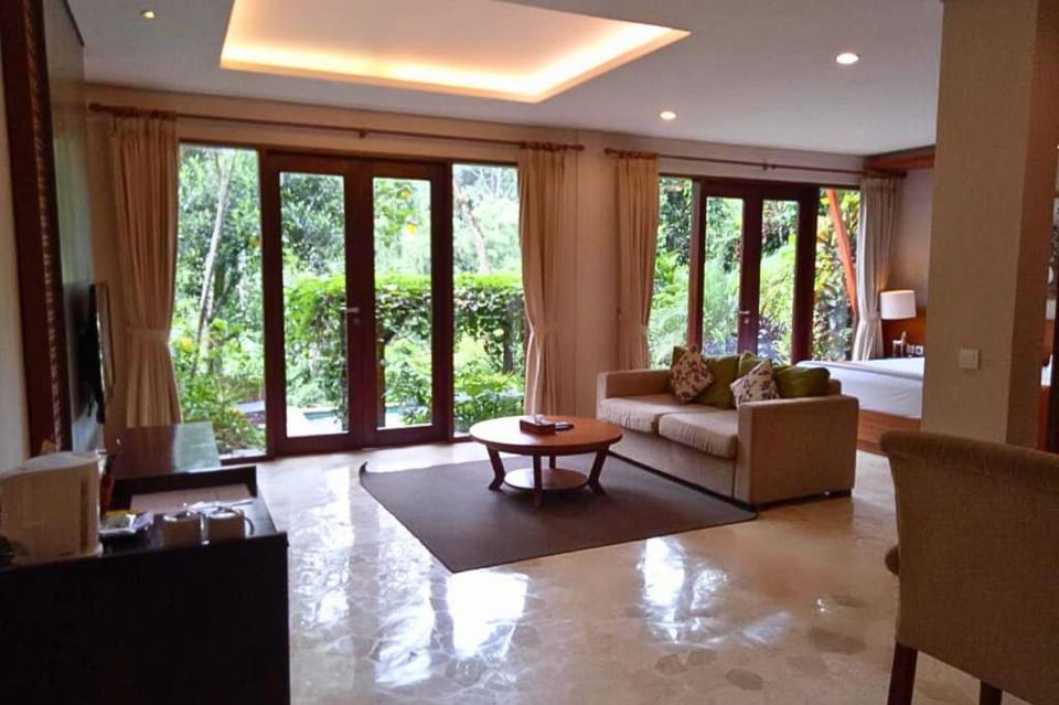 Romantic 1 BR Villa with Private Pool JU34A Villa in Tampaksiring