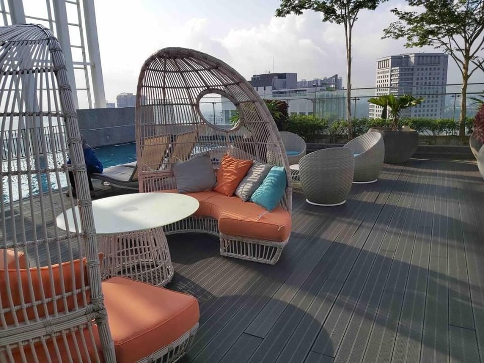 JB City Suasana - 1BR Cosy Earth Suites by HS Apartment in Johor Bahru
