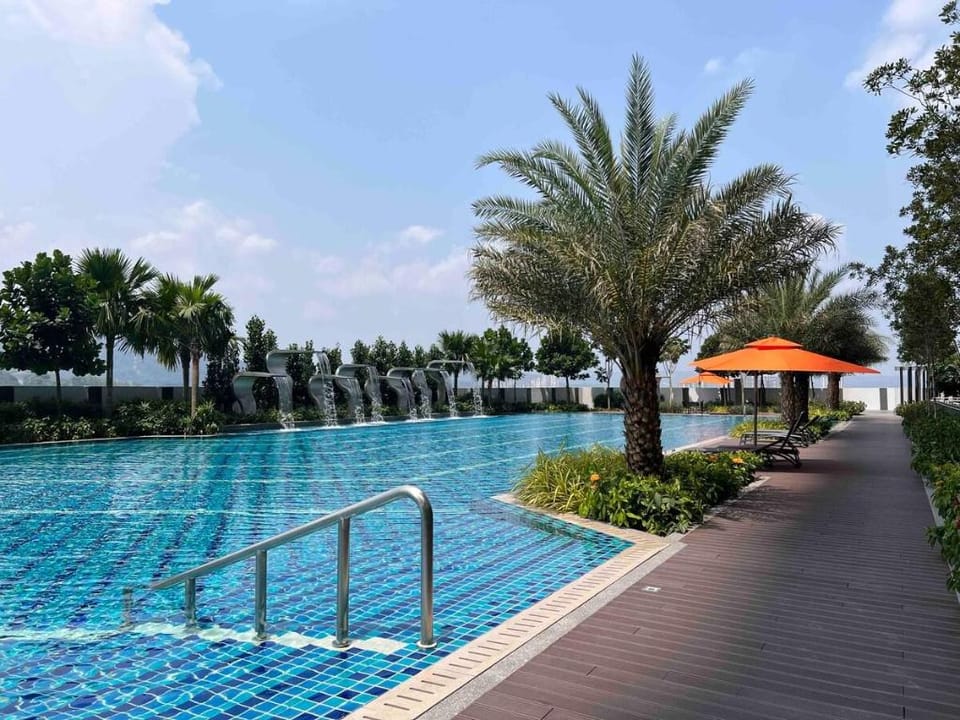 Next to MRT Family Netflix Cheras 8pax Vacation rental in Federal Territory of Kuala Lumpur
