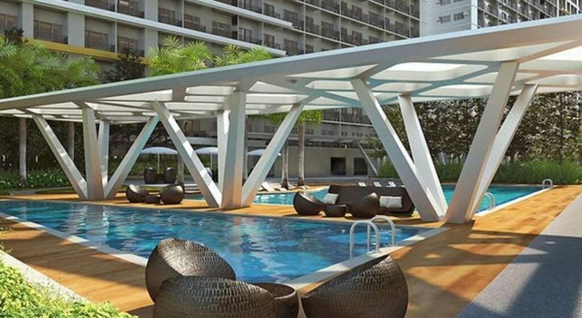 Chic 2 BR EDSA APT w/ Balcony Netflix Prime Video Apartment in Mandaluyong