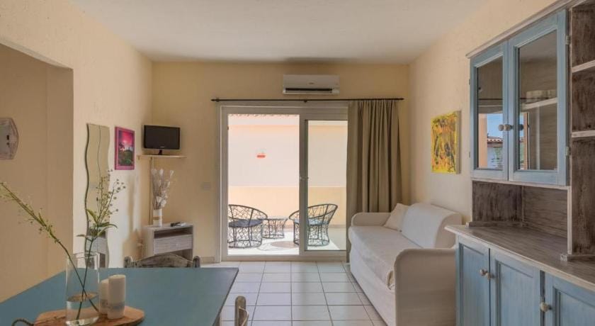 fantastico Baia de Bahas Residence one Bedroom four sleeps  child num0883 Apartment in Sardinia