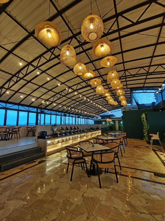 Grand Victoria Hotel Hotel in Indonesia