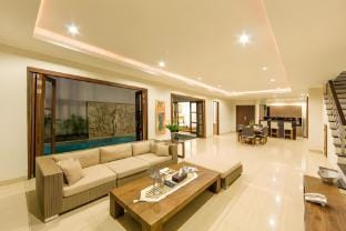 Cozy 3 BR Private Pool Villa Seminyak #NE Villa in North Kuta