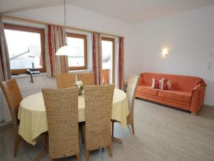 Apartment in Uderns near Ski Lift Apartment in Uderns
