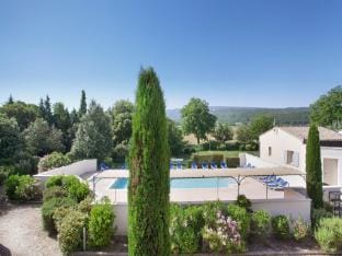 Apartment with air conditioning in the Luberon Apartment in Lacoste