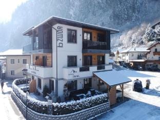 Flat near the ski area in Mayrhofen Apartment in Tyrol
